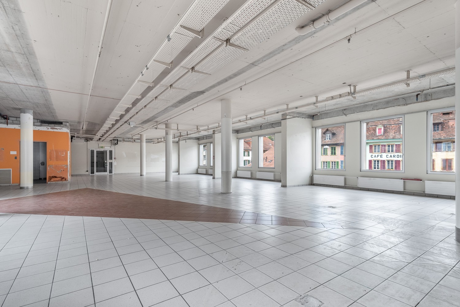 Grosszügige Mietfläche mit zusätzlicher Terrasse 160m2 in Biel zu vermieten - 5