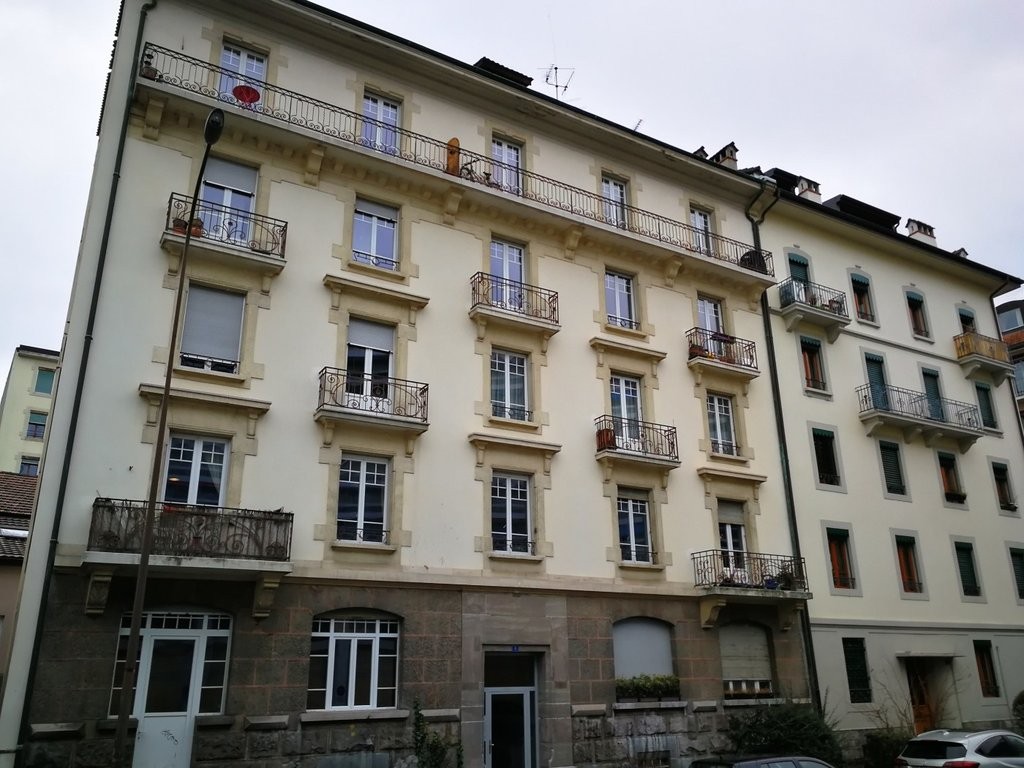 De beaux volumes en plein centre-ville - 0