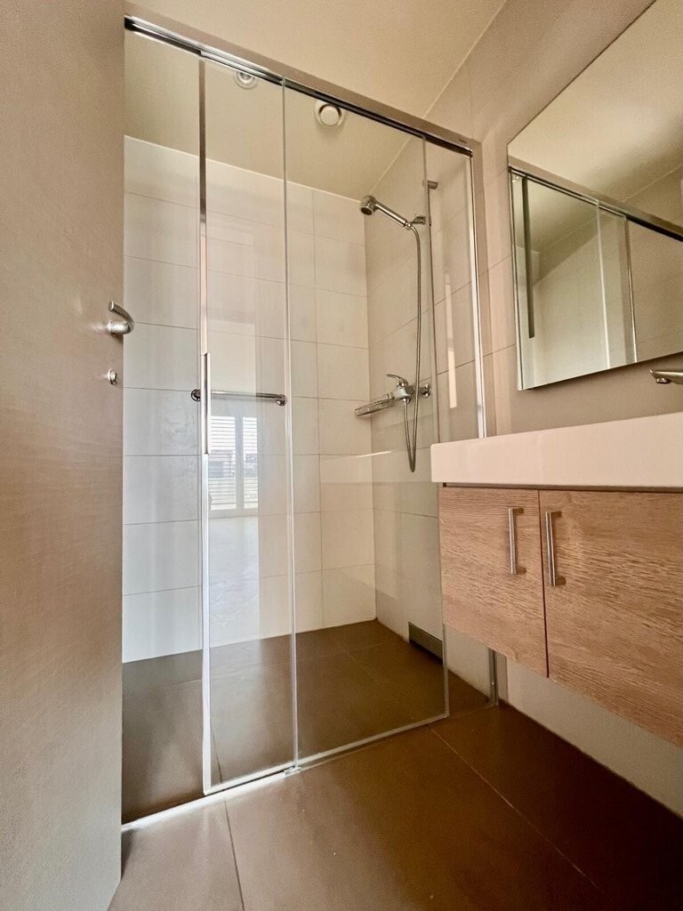 À saisir ! Magnifique appartement en attique au coeur de Genève ! - 6