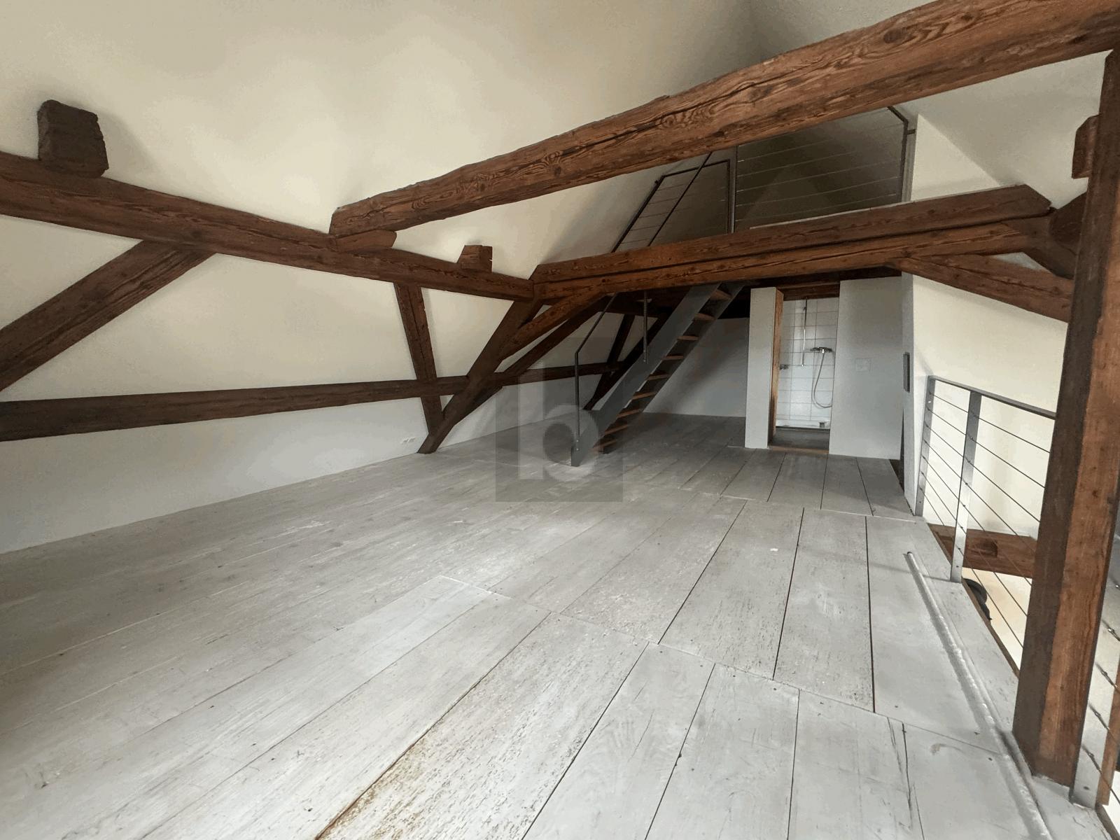 UNIKAT! HOCHWERTIG RENOVIERT MIT SICHTBALKEN! - 3