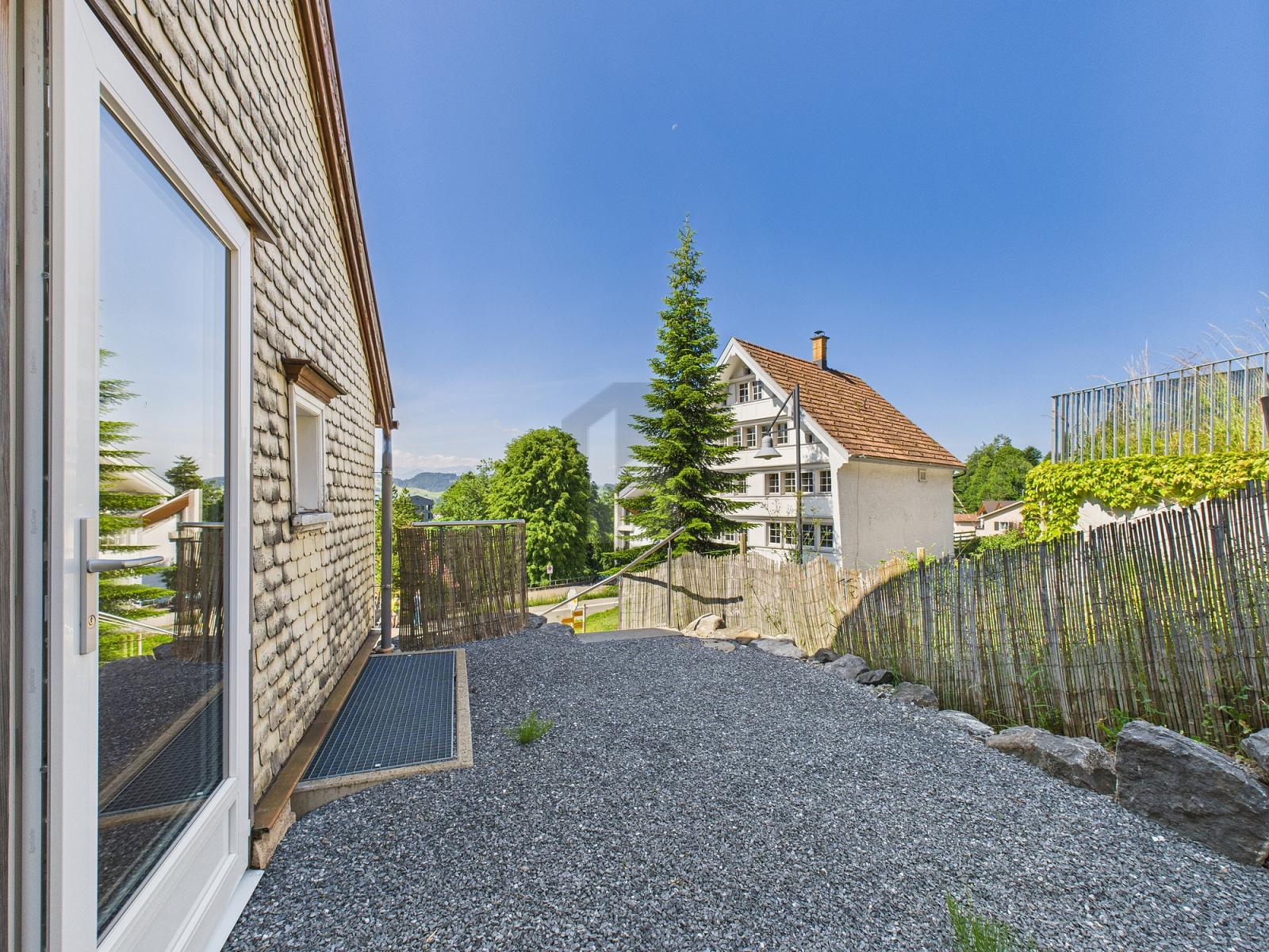 SONNIGES APPENZELLER HÖCKLI - 4