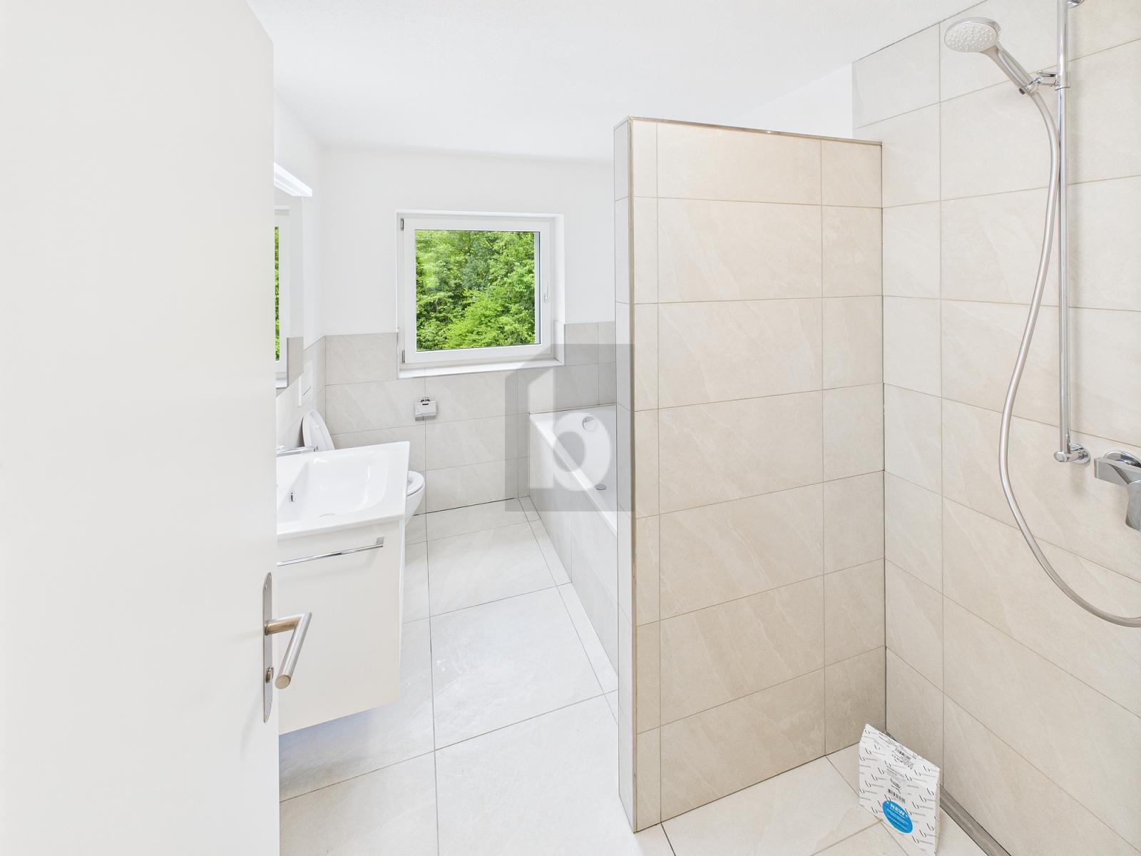 NATURNAH MIT GENUG PLATZ FÜR FAMILIEN - 2