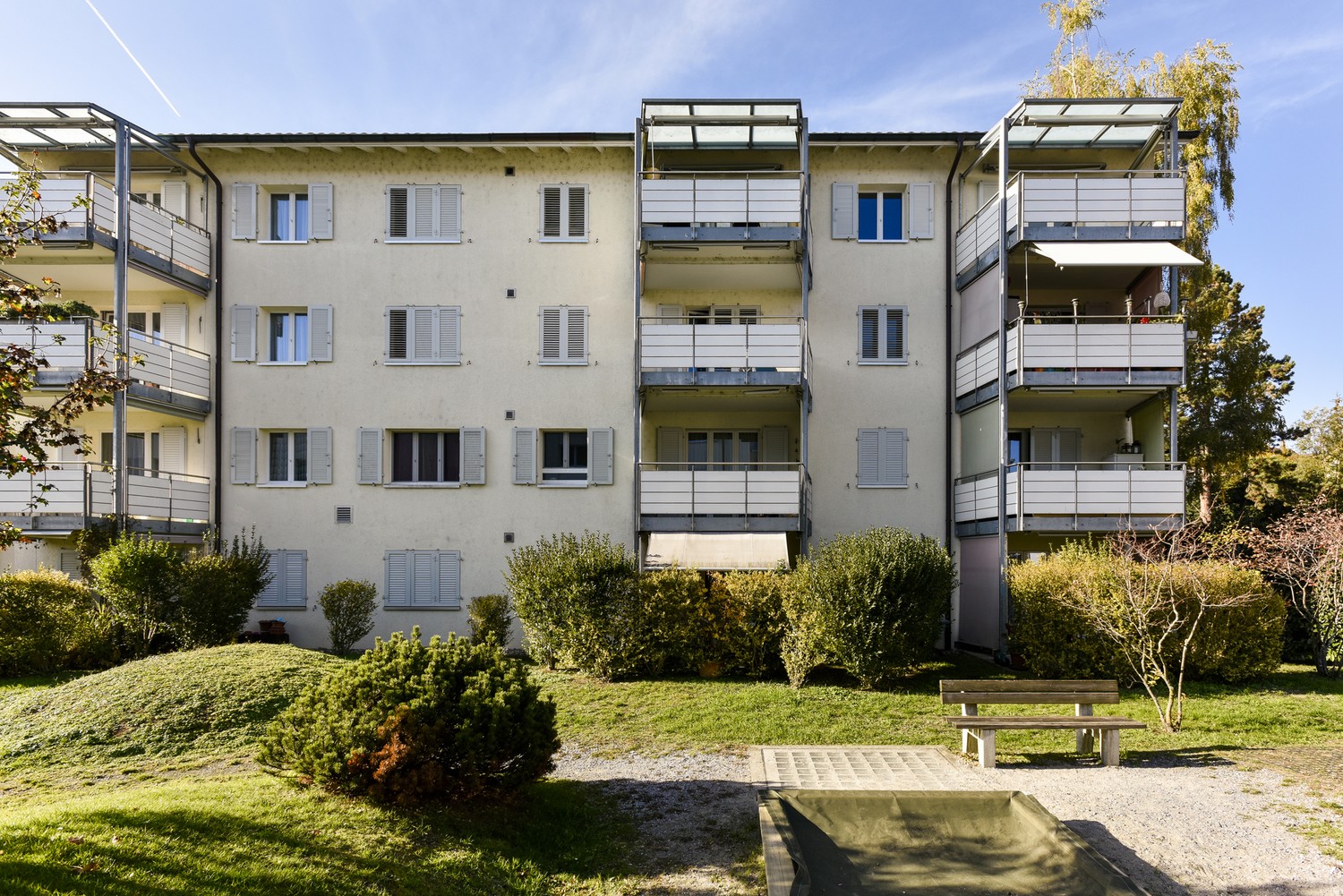 Grosse Wohnung in Stäfa zu vermieten. - 2
