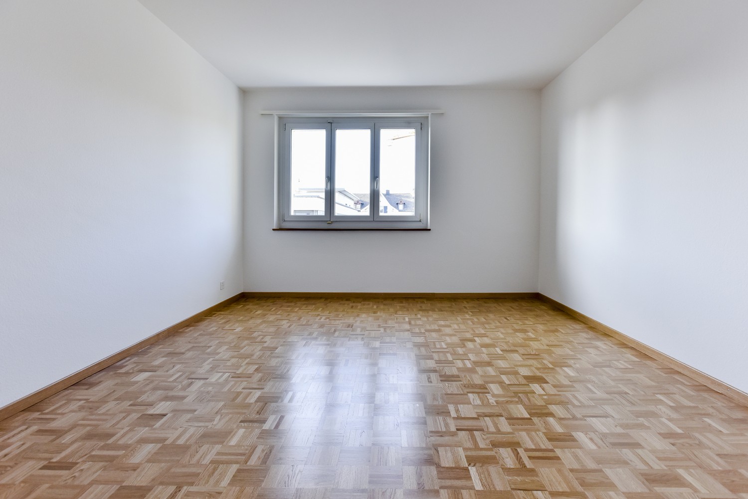 Grosse Wohnung in Stäfa zu vermieten. - 3