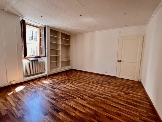 À saisir ! Votre studio au coeur de Nyon ! - 1