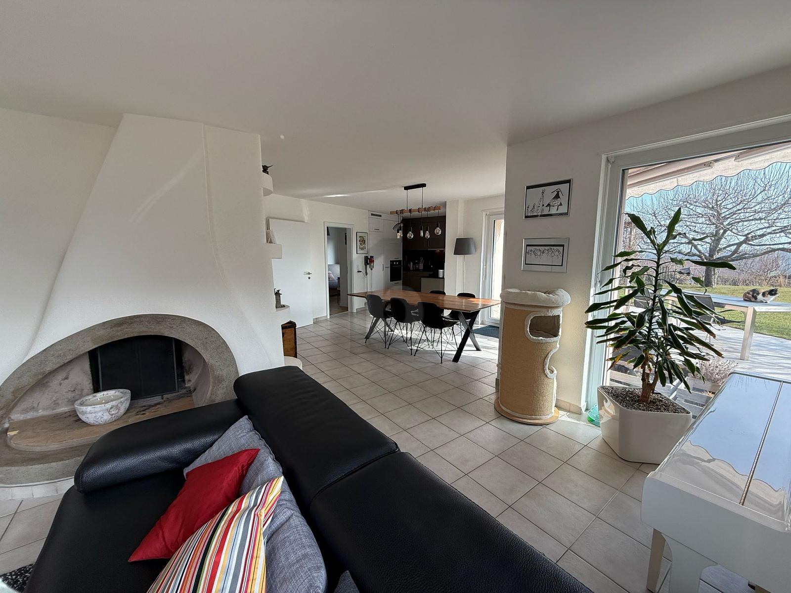 BELLE VILLA FAMILIALE AVEC JARDIN ET TERRASSES - 2