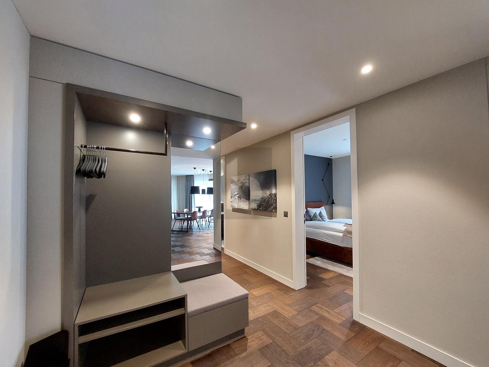 RUHIGES LUXUSDOMIZIL - MODERN &amp; KOMPLETT MÖBLIERT - 1