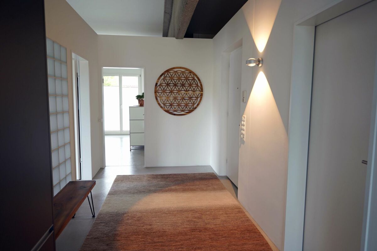 Comfort - Charm - Peace - 8
