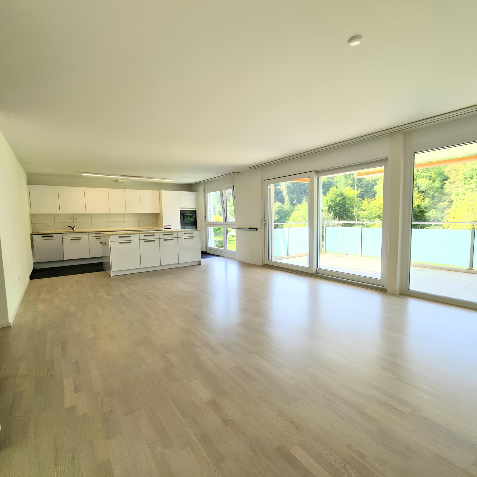 Quiet and sunny living – with views of greenery and the Glatt river - 2