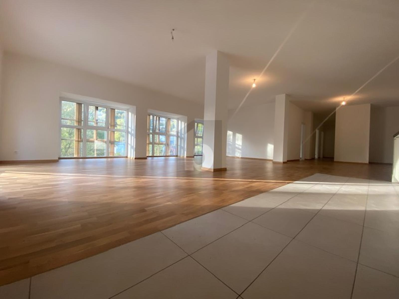 EXCEPTIONNEL AU BORD DE LA RIVIÈRE (LOT1) - 0