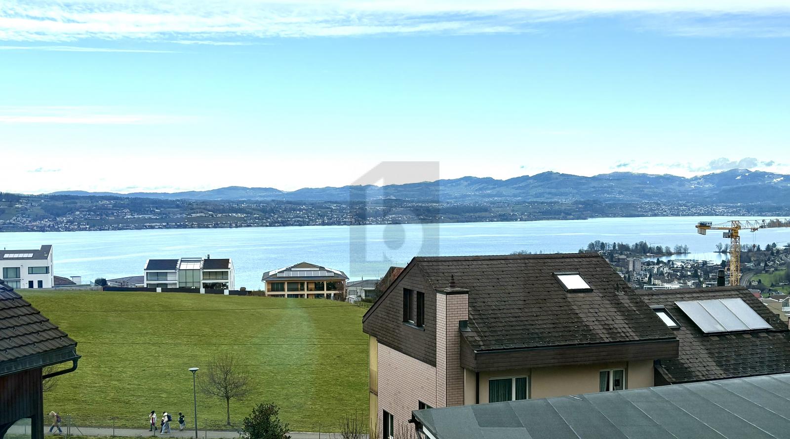 RUHIGE LAGE MIT WUNDERBARER AUSSICHT - 0