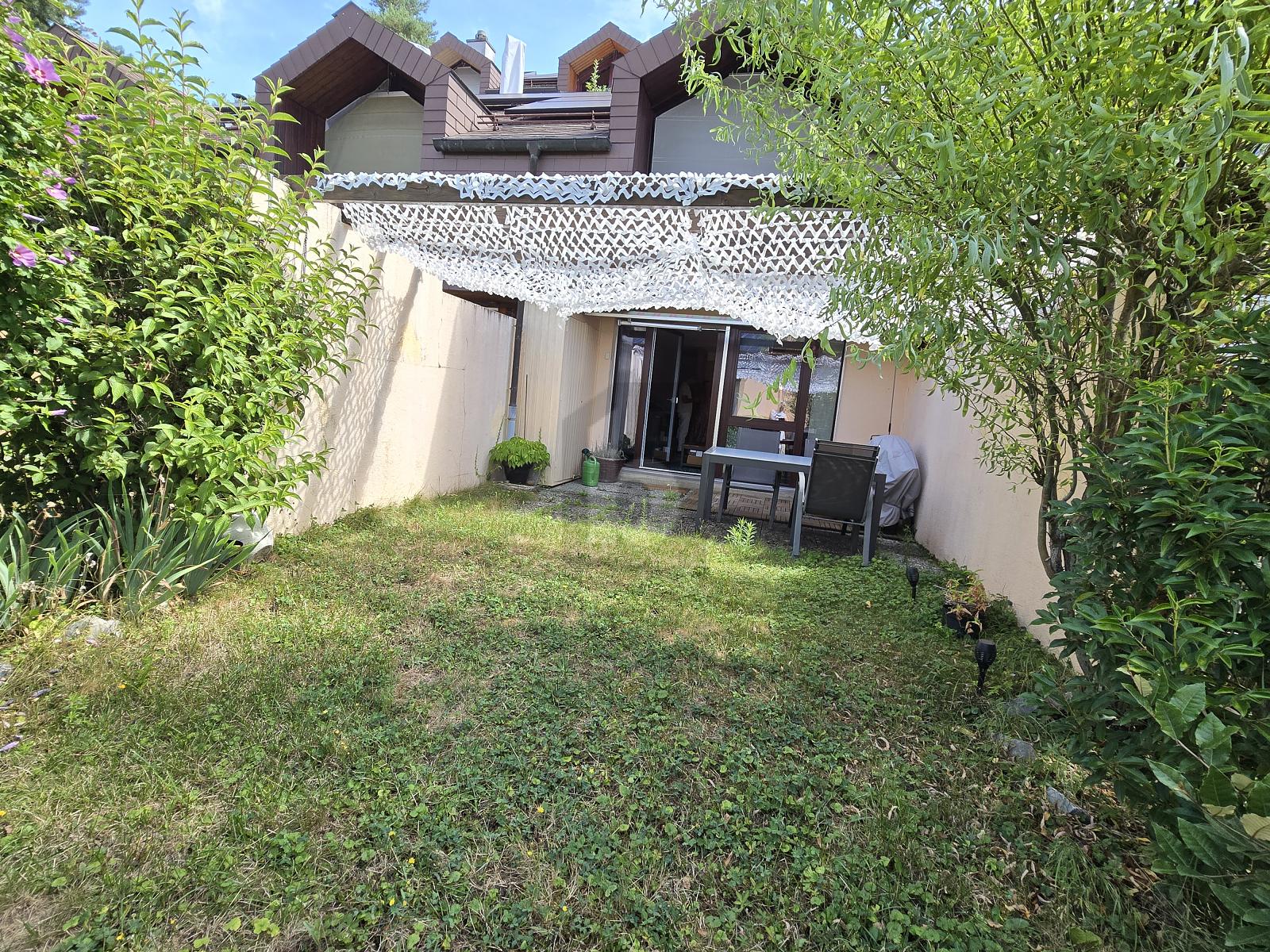 DUPLEX SPACIEUX AVEC JARDIN - 1