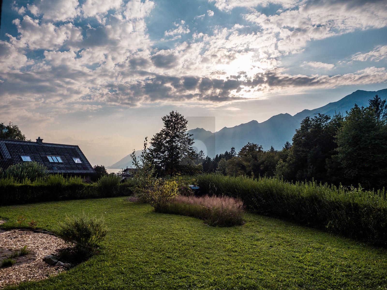 SEHR RUHIGE LAGE MIT AUSBLICK - 0