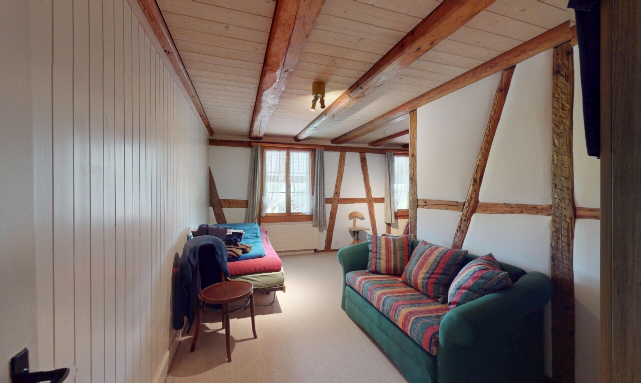 Grosszügiges 7-Zimmer Bauernhaus mit Scheune - 7