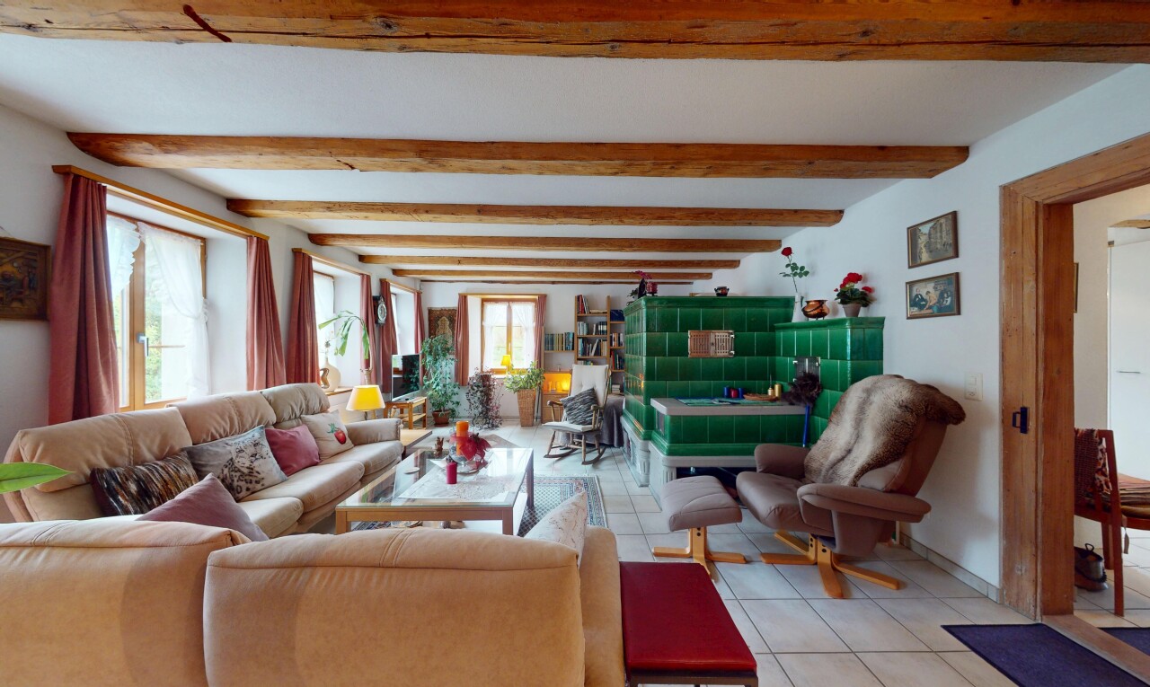 Grosszügiges 7-Zimmer Bauernhaus mit Scheune - 10