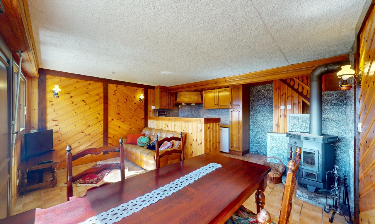 Charmantes Chalet in Savièse auf einem grosszügigen Grundstück - 8