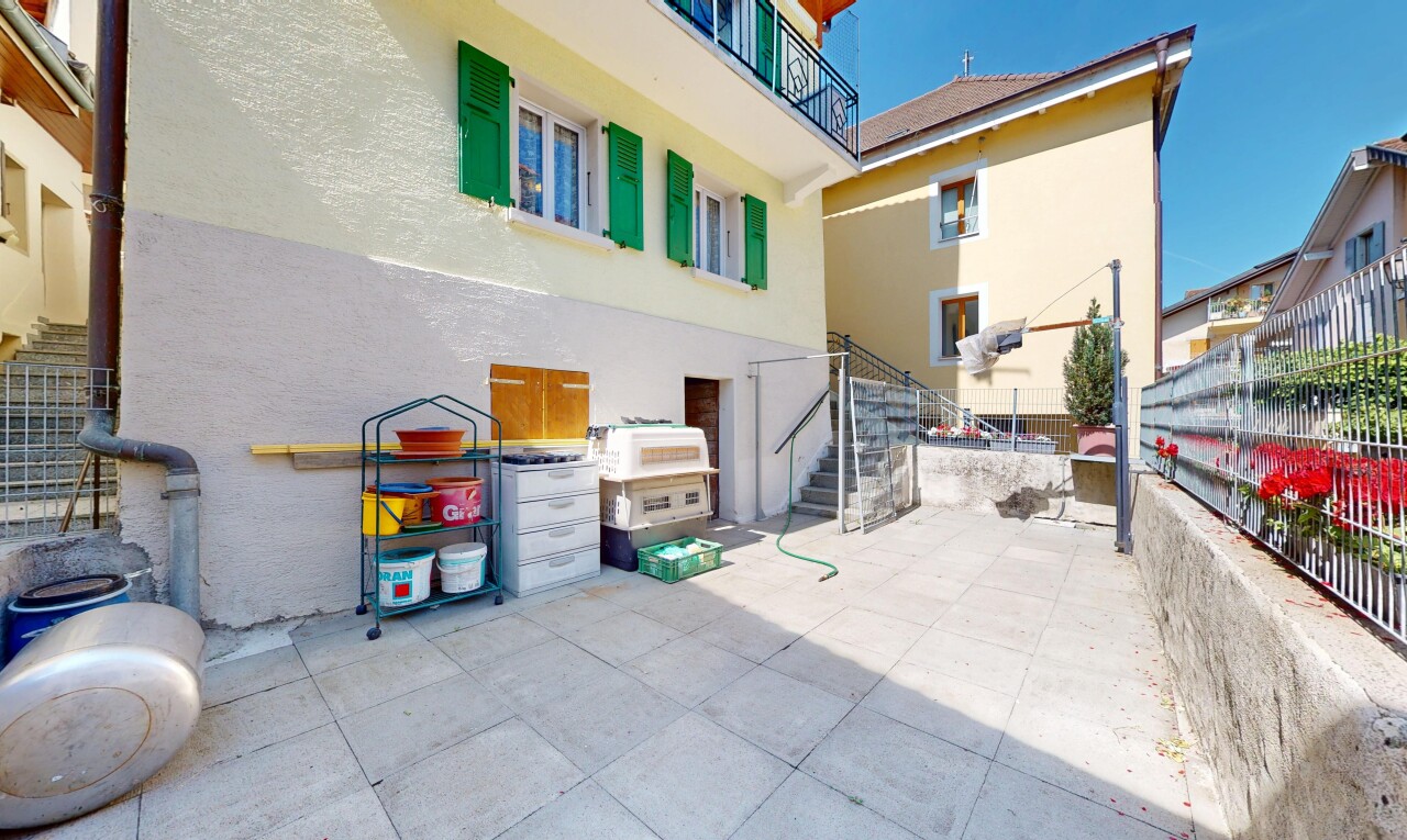 Maison individuelle avec appartement indépendant in à St-Gingolph - 1