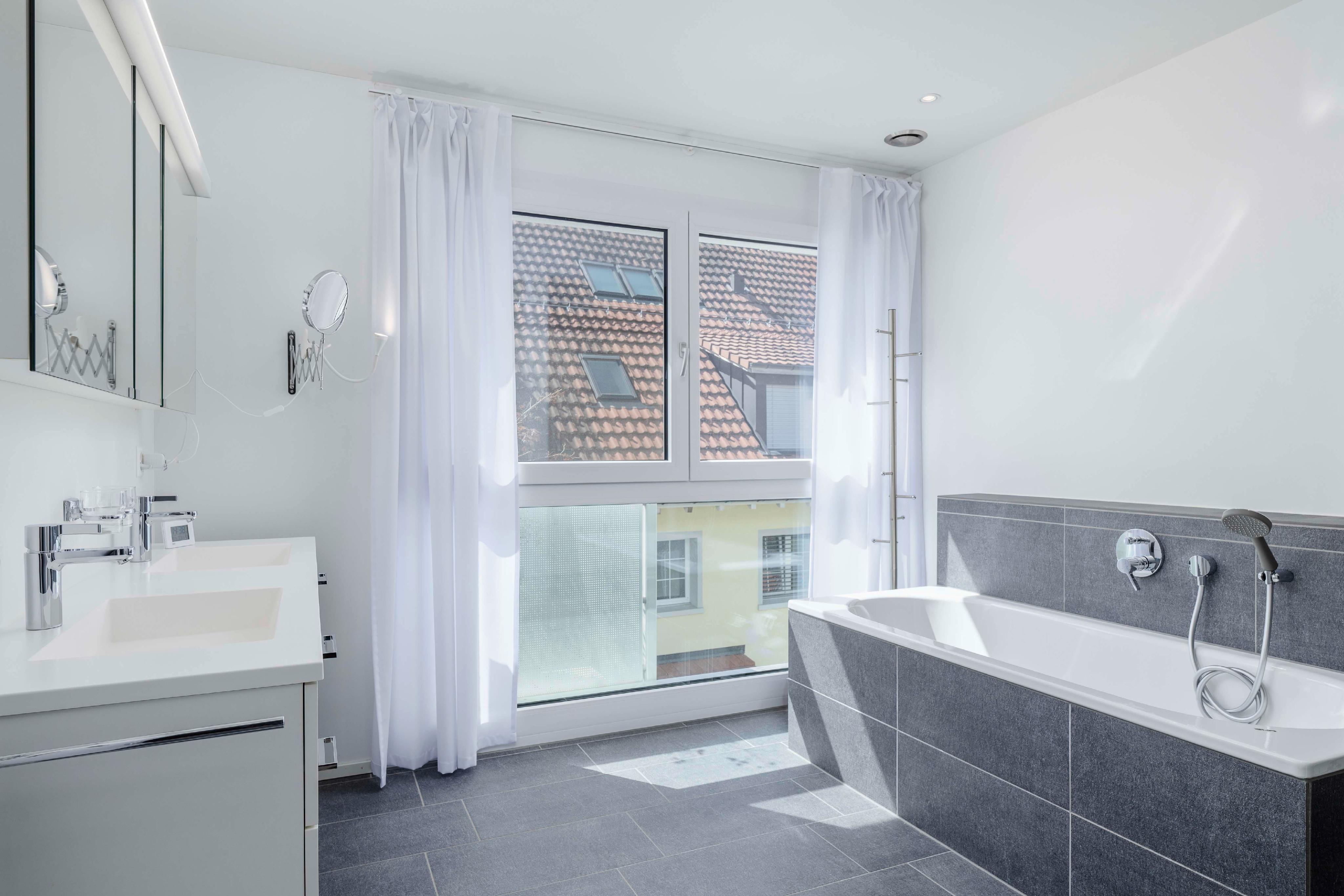 Dachmaisonette mit Charakter an zentraler Lage - 2