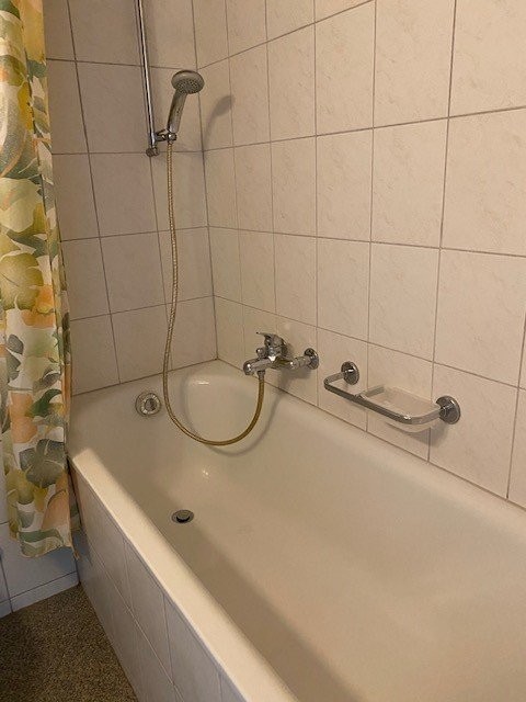 3.5-Zimmer, 71 m2, CHF 1490.-- - 6