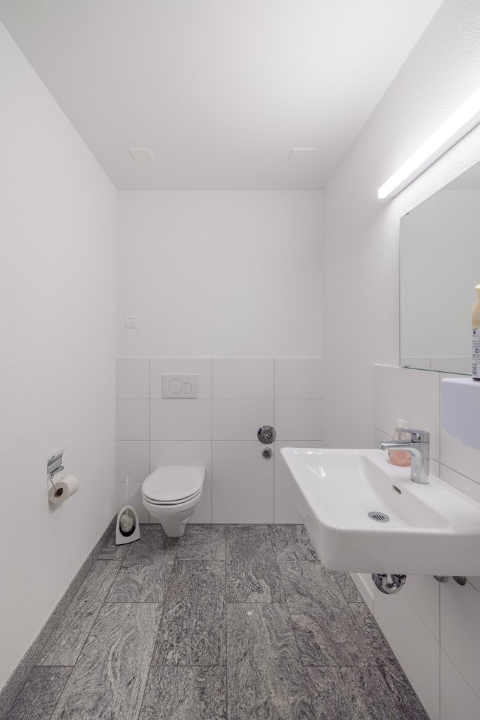 Attraktiver Büroraum im Zentrum zu vermieten! - 4