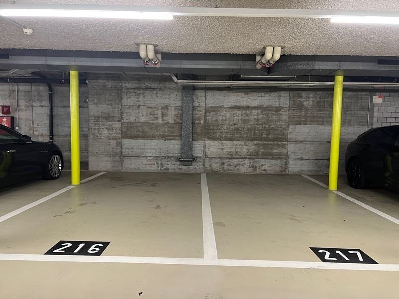 Einstellplatz zu vermieten in Zürich! - 2