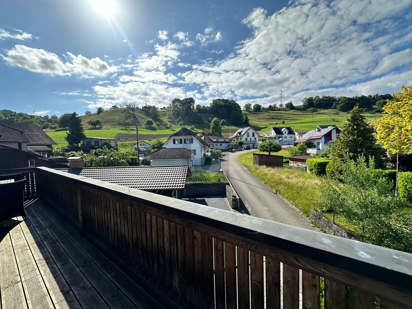 TRAUMHAFTE AUSSICHT AN RUHIGER LAGE - 0