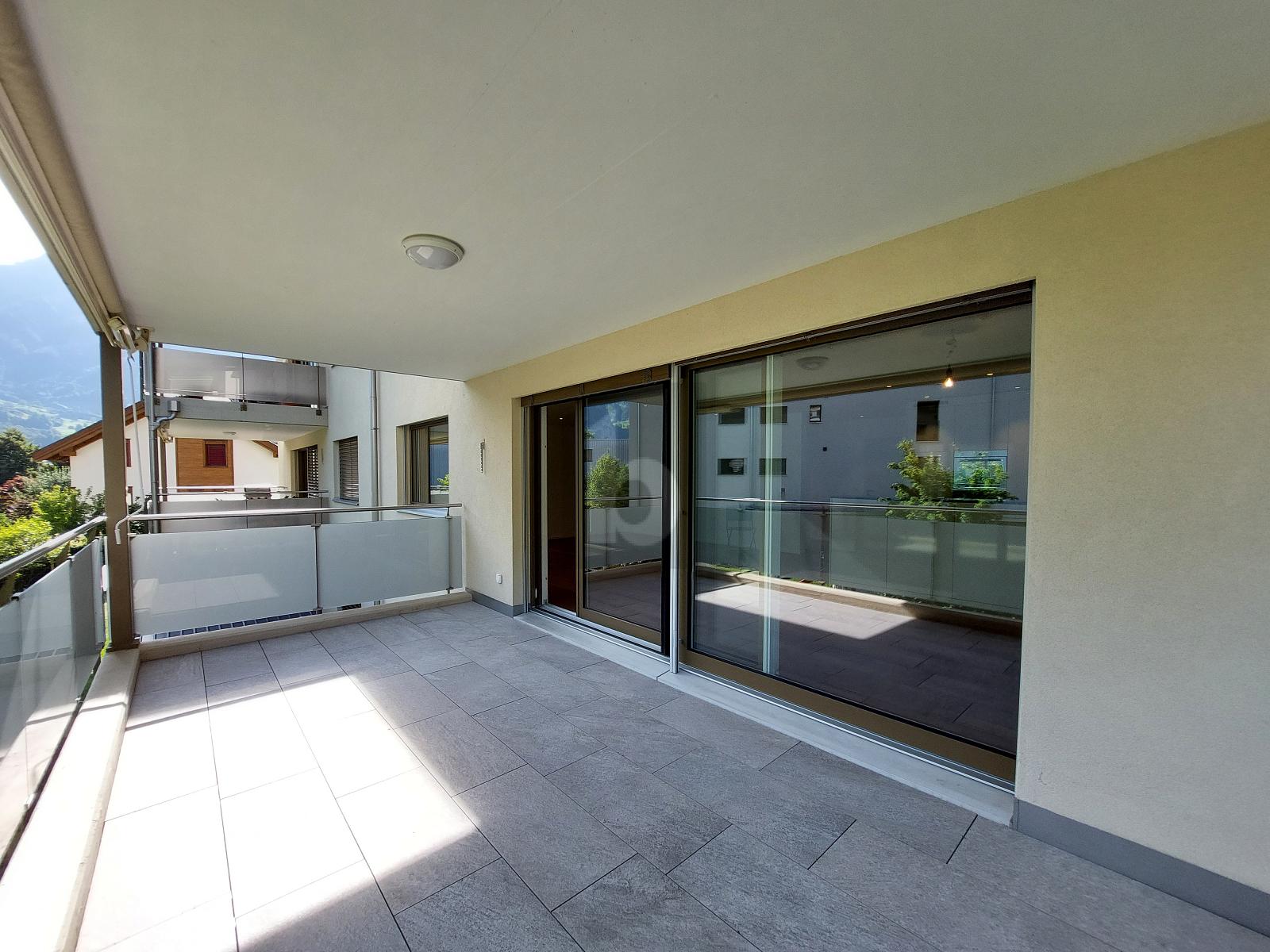 FAMILIENFREUNDLICH MIT GROSSER TERRASSE - 0