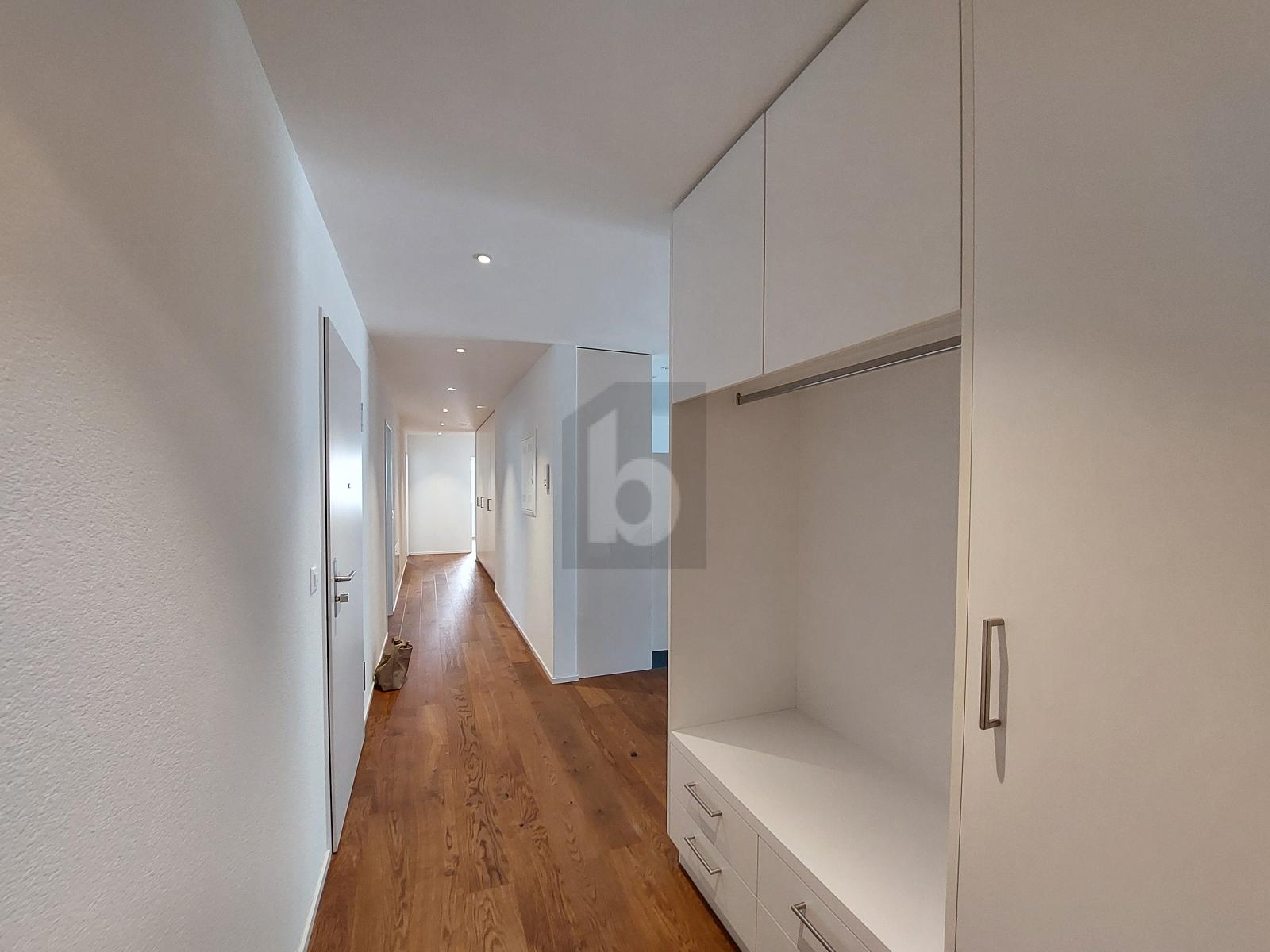FAMILIENFREUNDLICH MIT GROSSER TERRASSE - 1