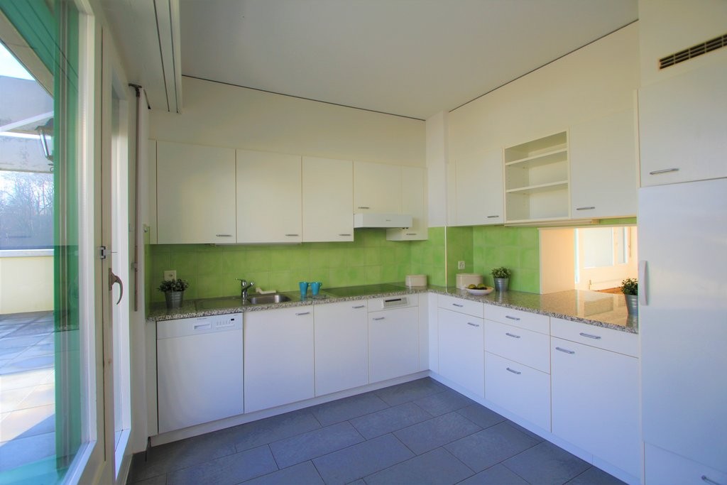 Grosszügige 5.0-Zimmerwohnung mit Dachterasse und Weitblick - 4