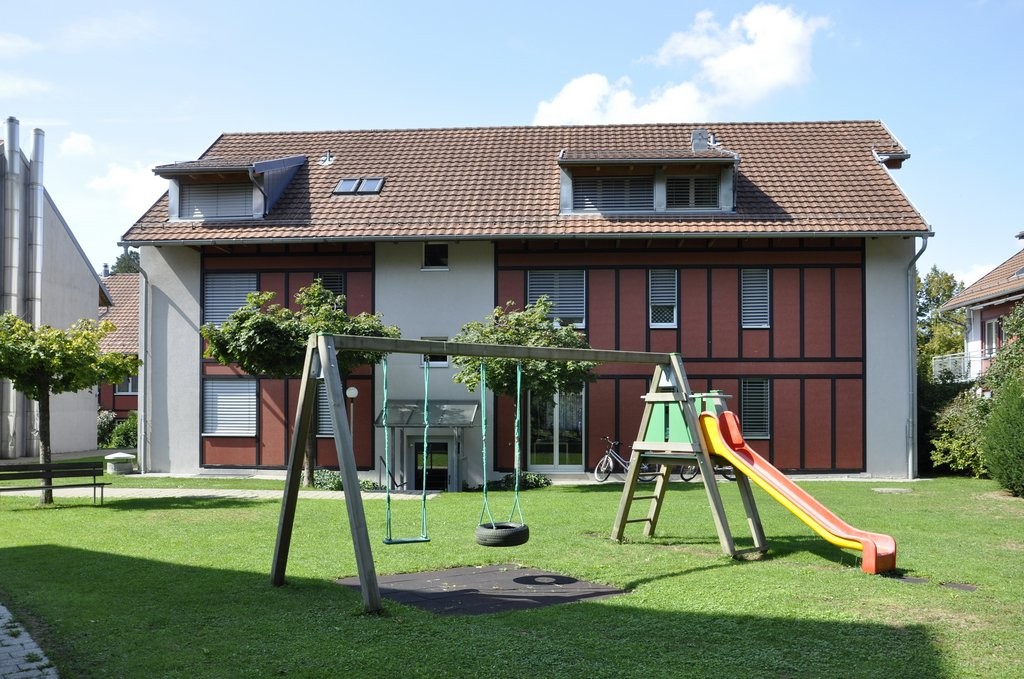 Idyllisch wohnen zwischen Zürich und Zug - 0