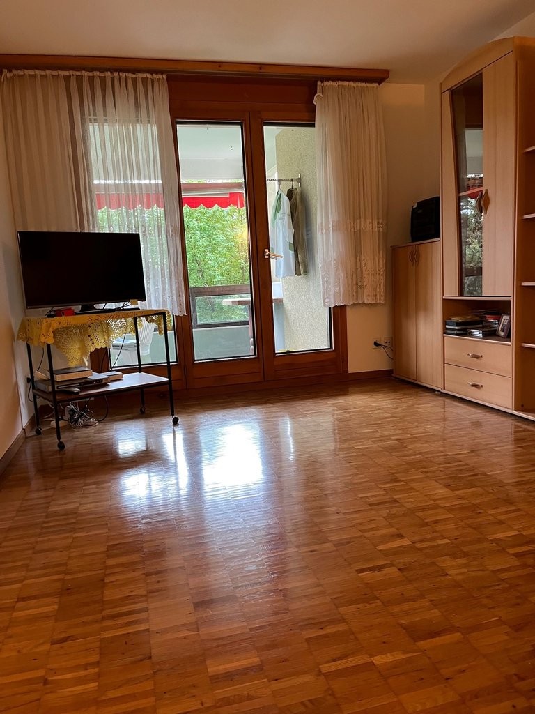Gemütliche Wohnung mit guten Anschlussmöglichkeiten - 1