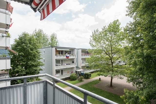Zentral Wohnen mit Balkon - 5