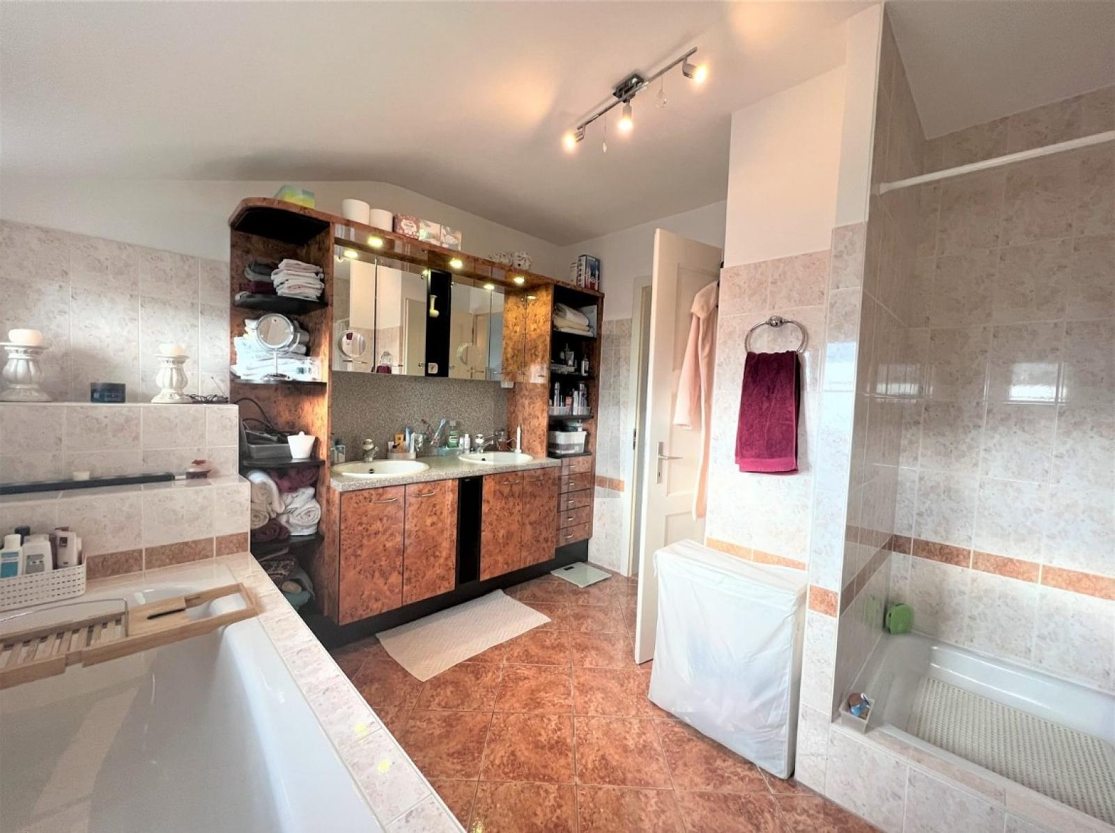 GROSSZÜGIGES MAISONETTE MIT VIEL KOMFORT - 3