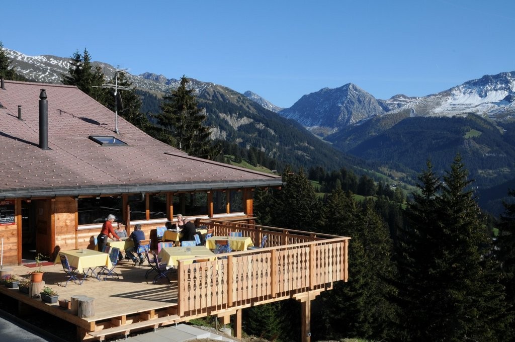 Hotel im Wintersportgebiet Sonnenberg Hochwang in St. Peter/Arosa - 2