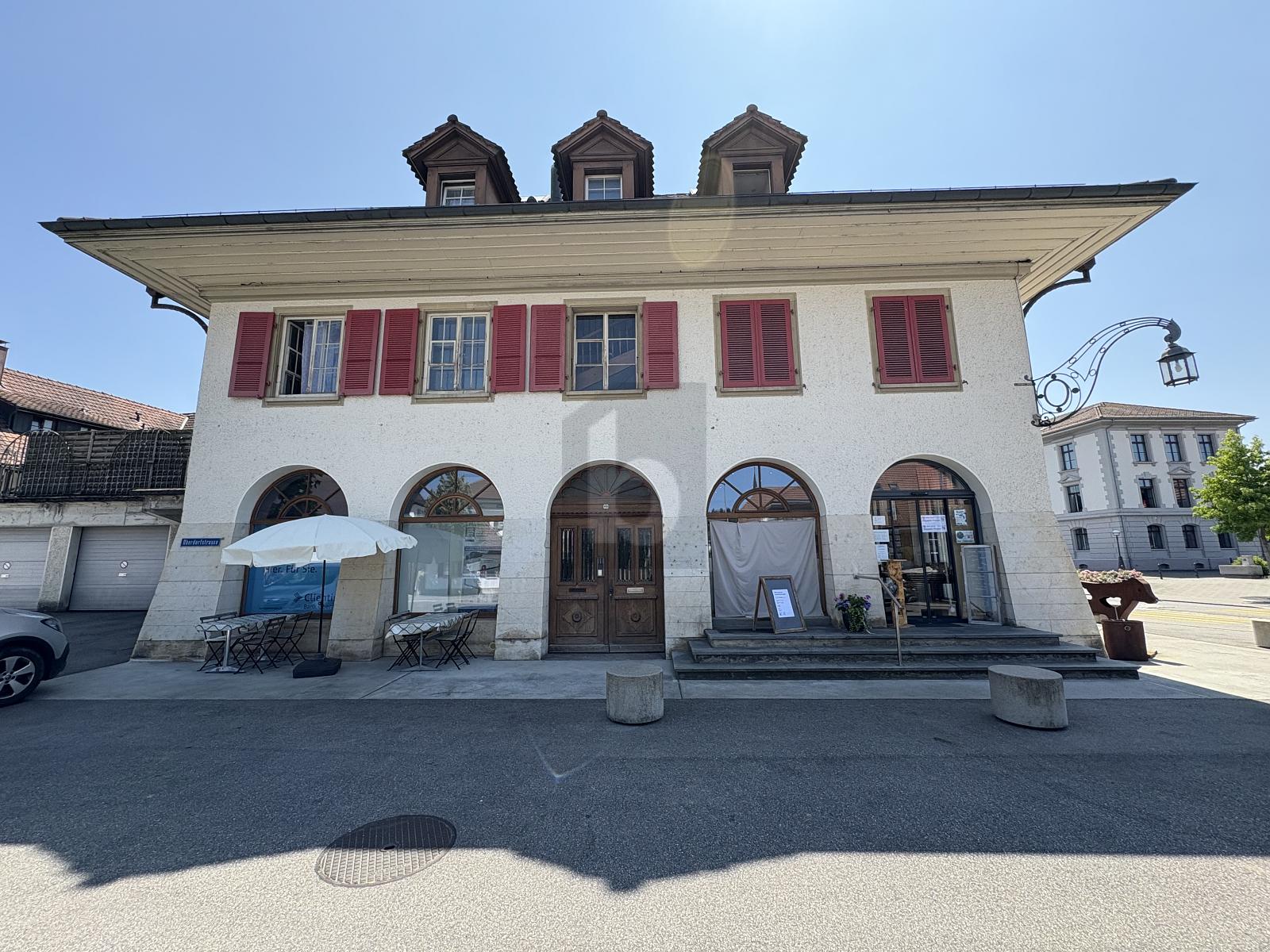 HISTORISCHES HAUS SANIERT - VOLL VERMIETET - 0