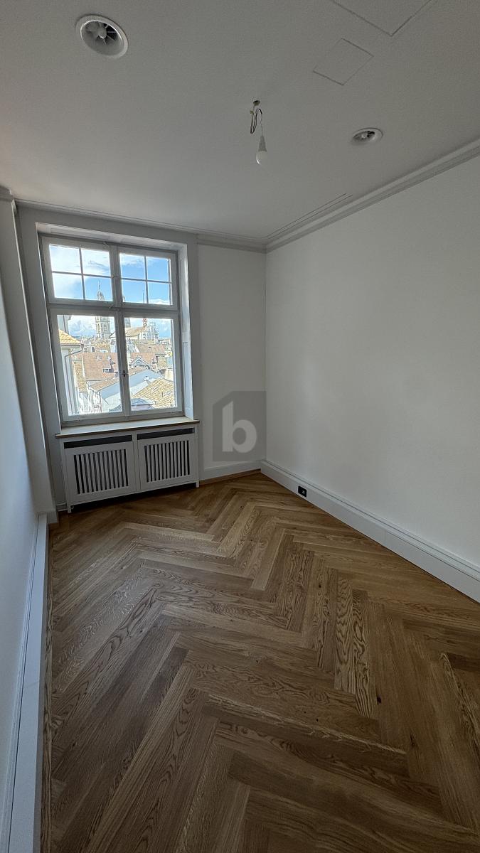 STILVOLL RENOVIERT MIT SEEBLICK - 2