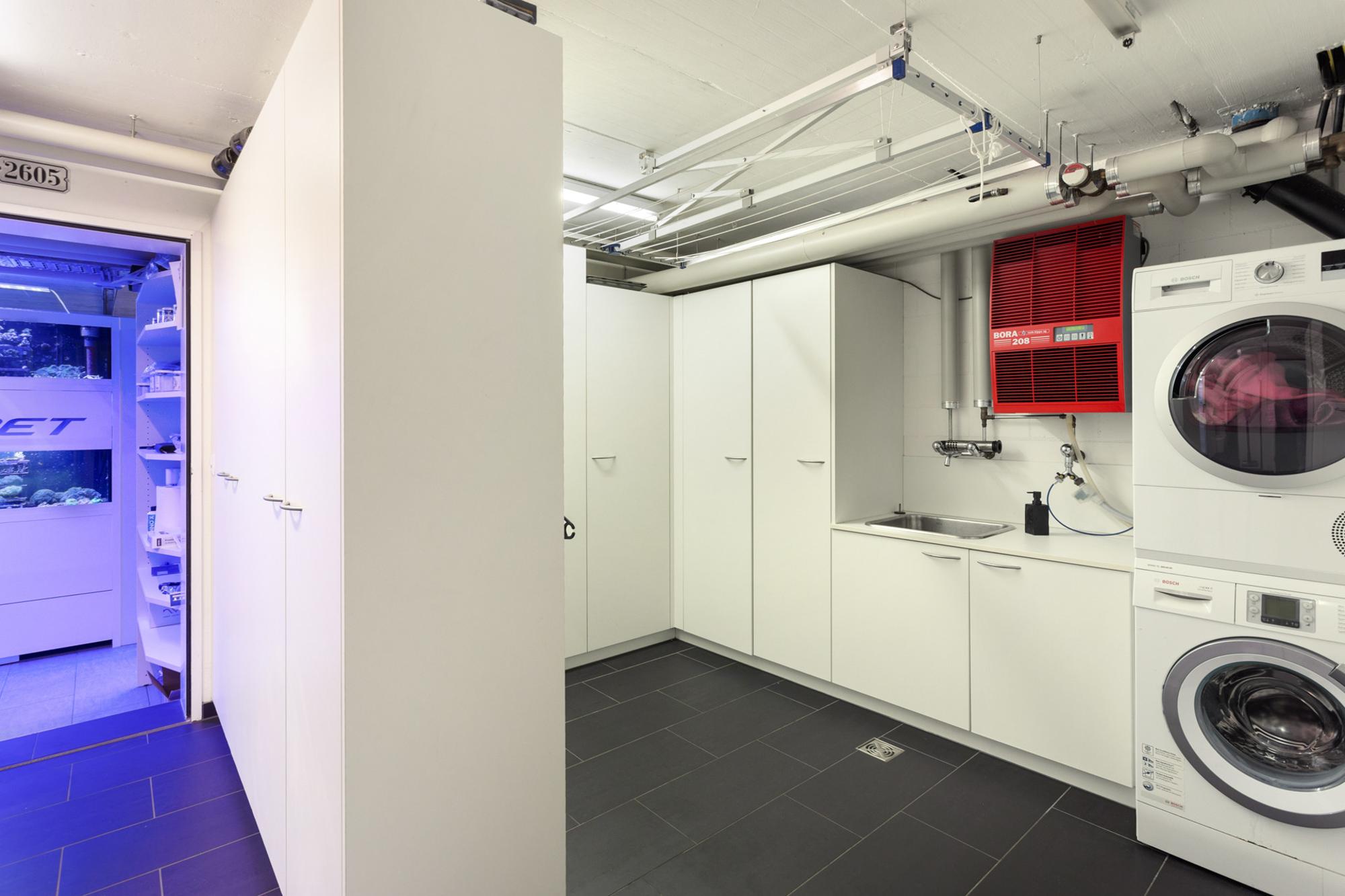 Living & working combined in style: a 5.5-corner house in a class of its own - 11