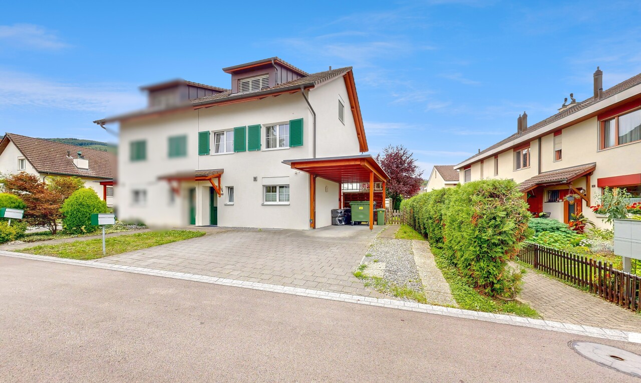 Gepflegtes Doppeleinfamilienhaus an familienfreundlicher Lage - 0