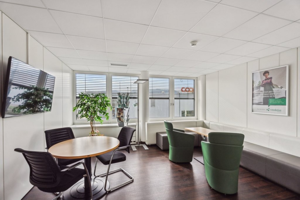 Magnifique bureau à proximité des axes autoroutiers ! - 5