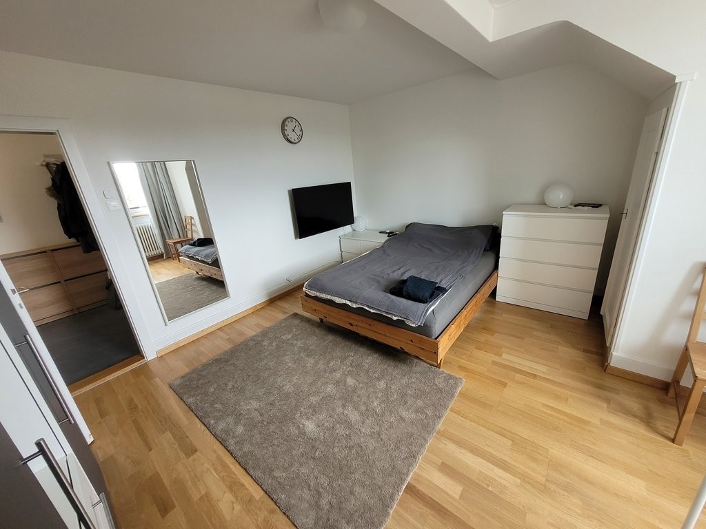 Heimelige Dachwohnung im Sandrain-Quartier - 5