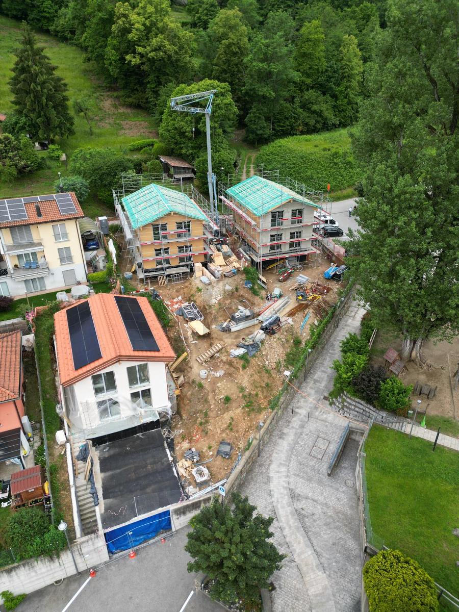 SPAZIOSA NUOVA COSTRUZIONE CON GIARDINO - 1