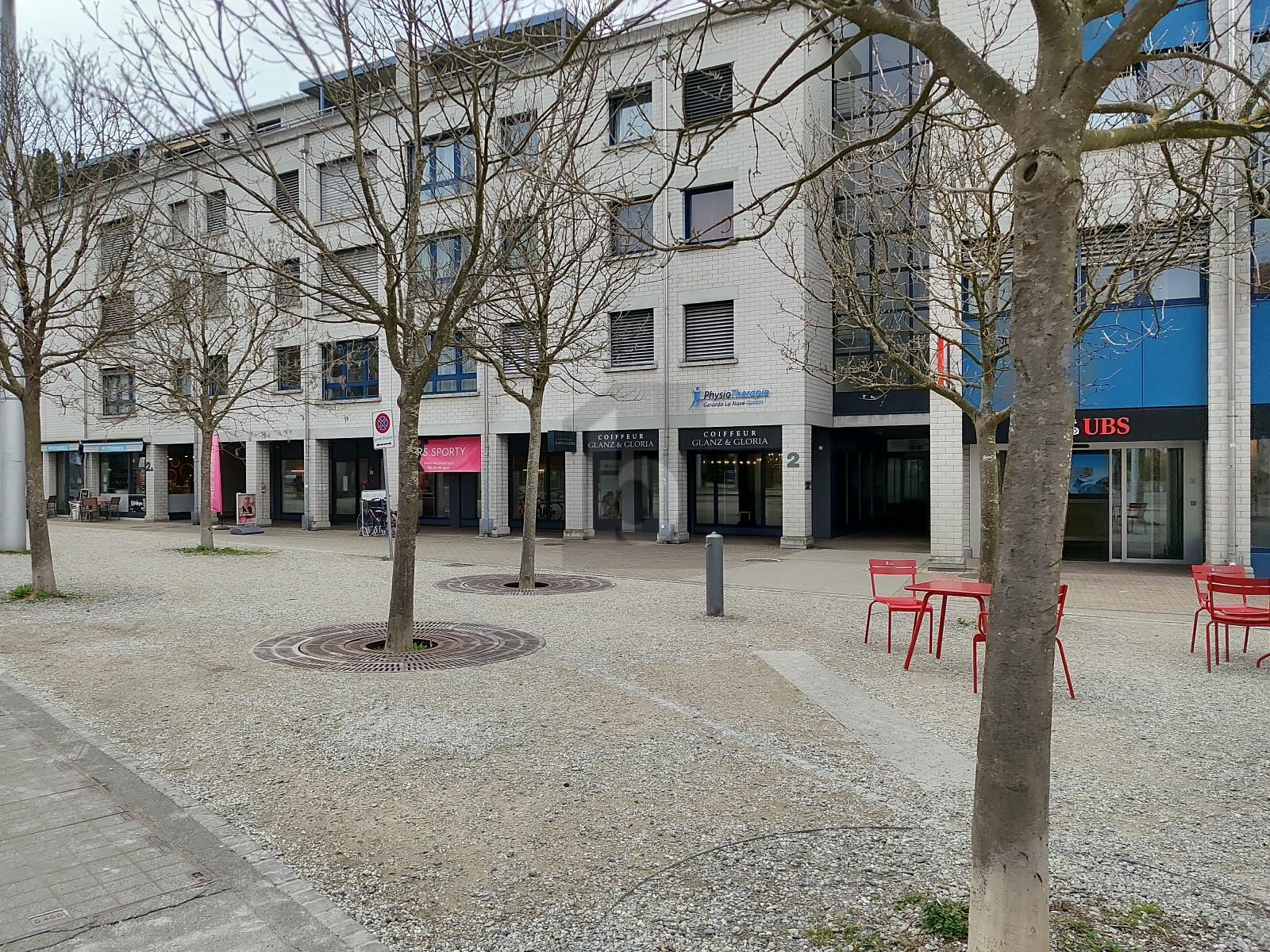 FÜR BARBER MIT INVENTARÜBERNAHME - 2