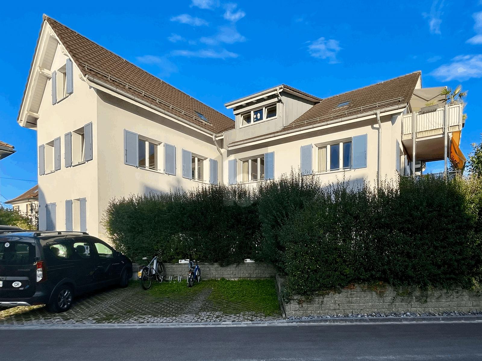 PREISHIT! VIEL PLATZ MIT GROSSEM BALKON MIT WEITSICHT - 4