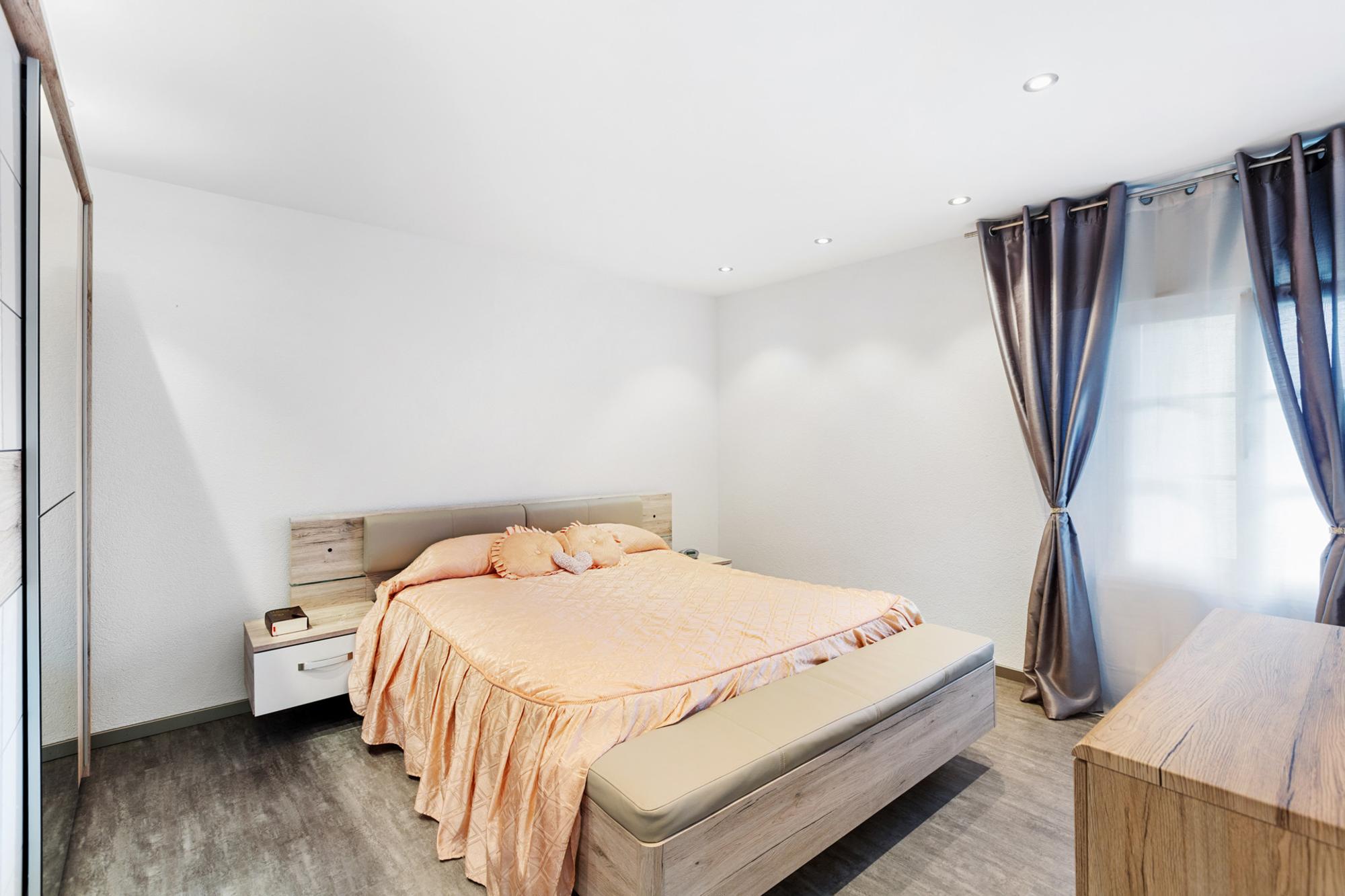 Living & working combined in style: a 5.5-corner house in a class of its own - 5