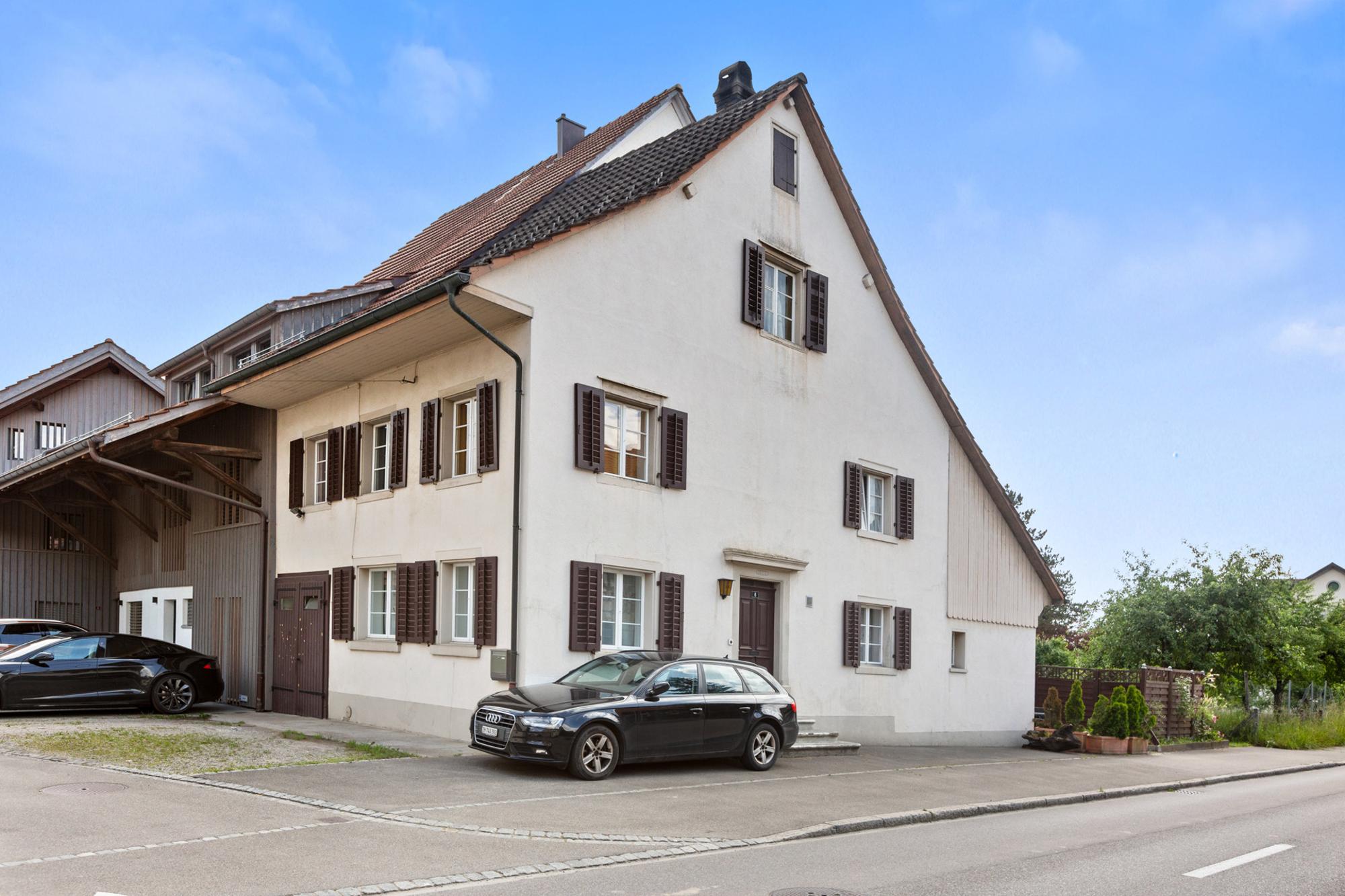 Living & working combined in style: a 5.5-corner house in a class of its own - 1