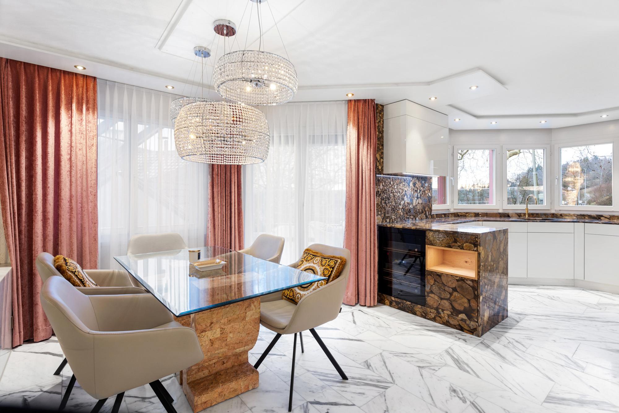 Where exclusivity meets living quality: 6.5-room house in a prime location - 4