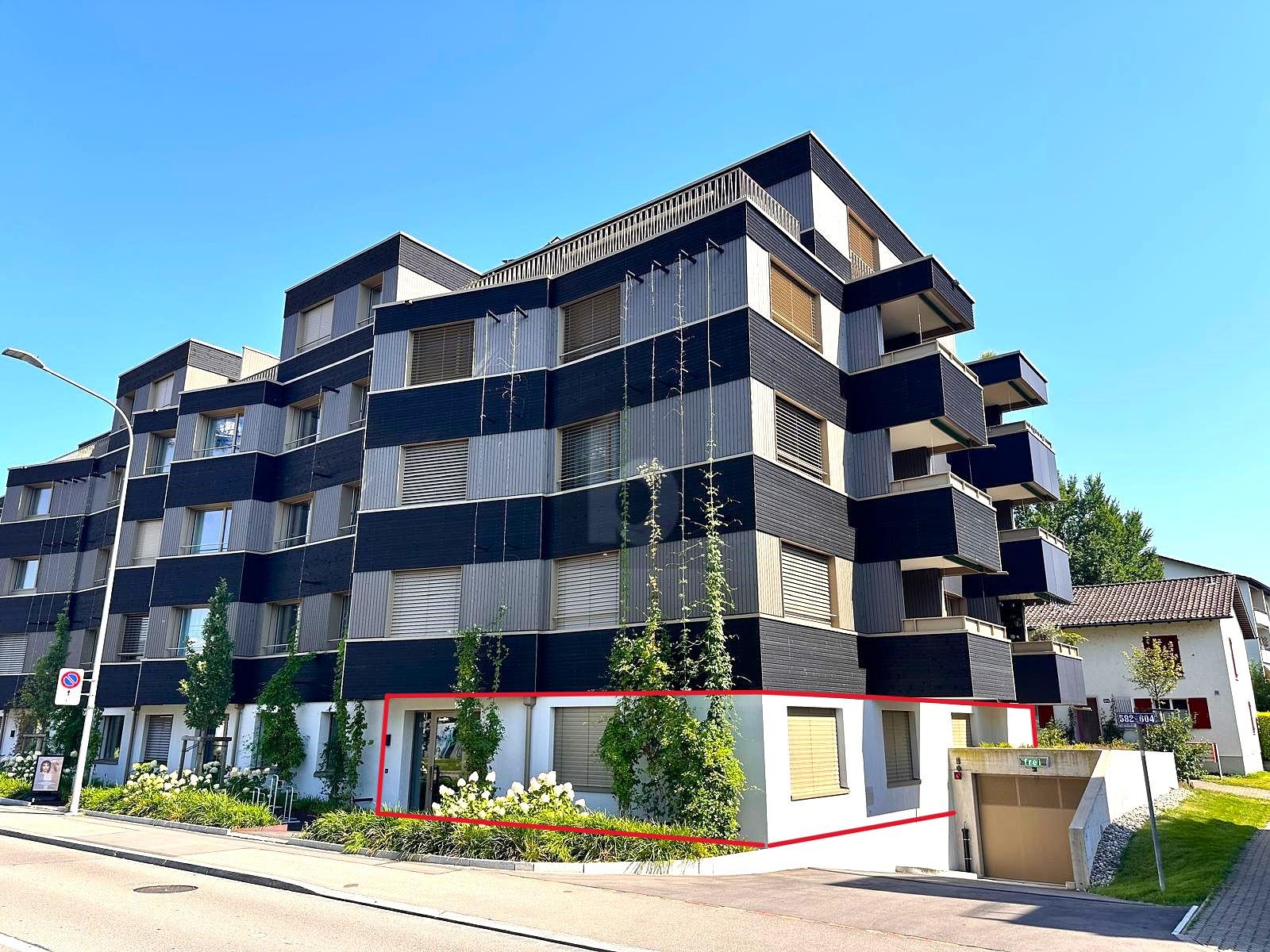 NEUBAU UND MODERN - 0