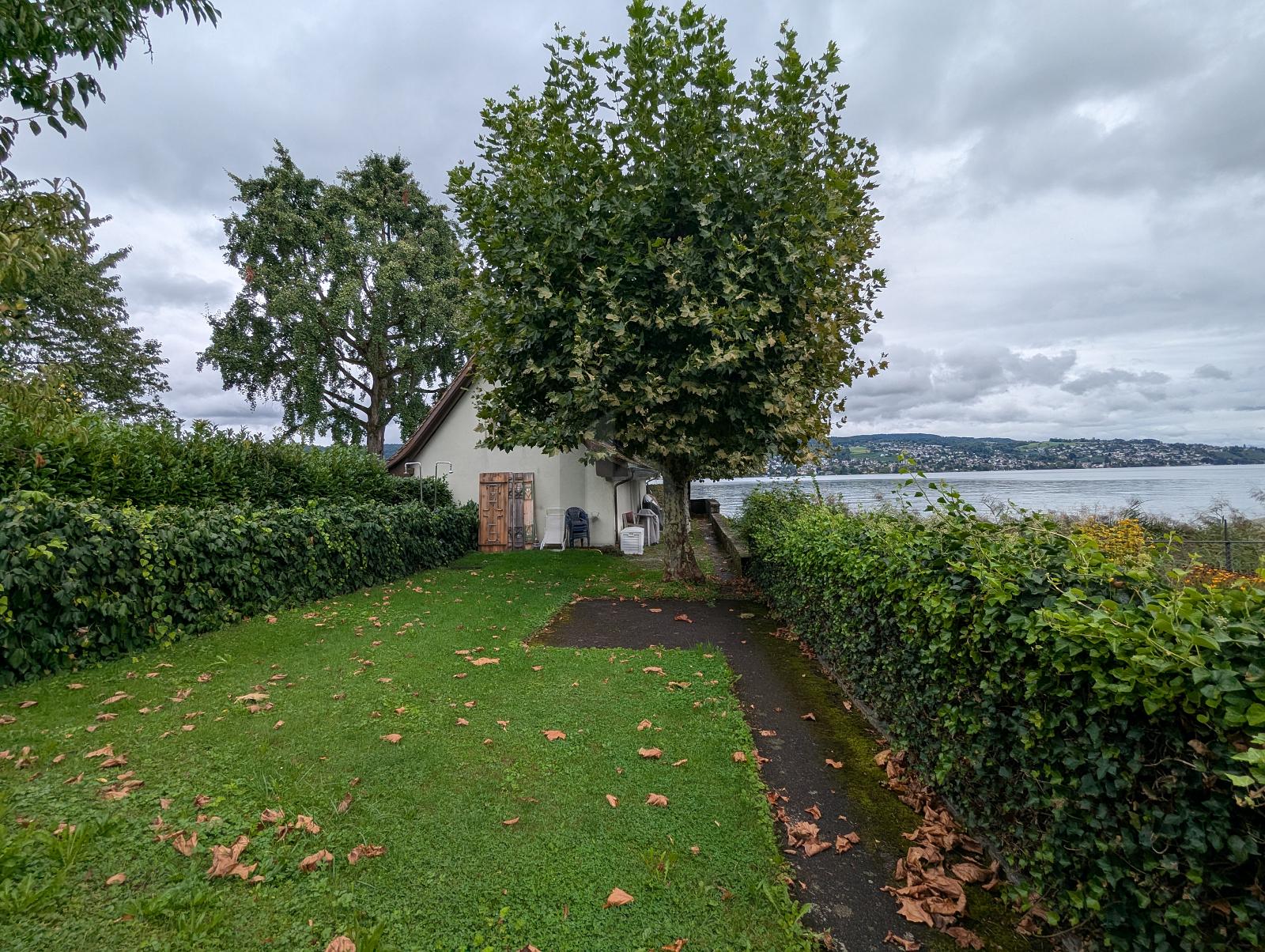 MÖBLIERT AM SEE MIT PRIVATEM BADEPLATZ - 0